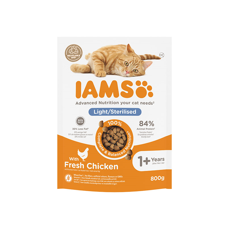 IAMS Sterilised sausas maistas sterilizuotoms katėms su vištiena, 800 g